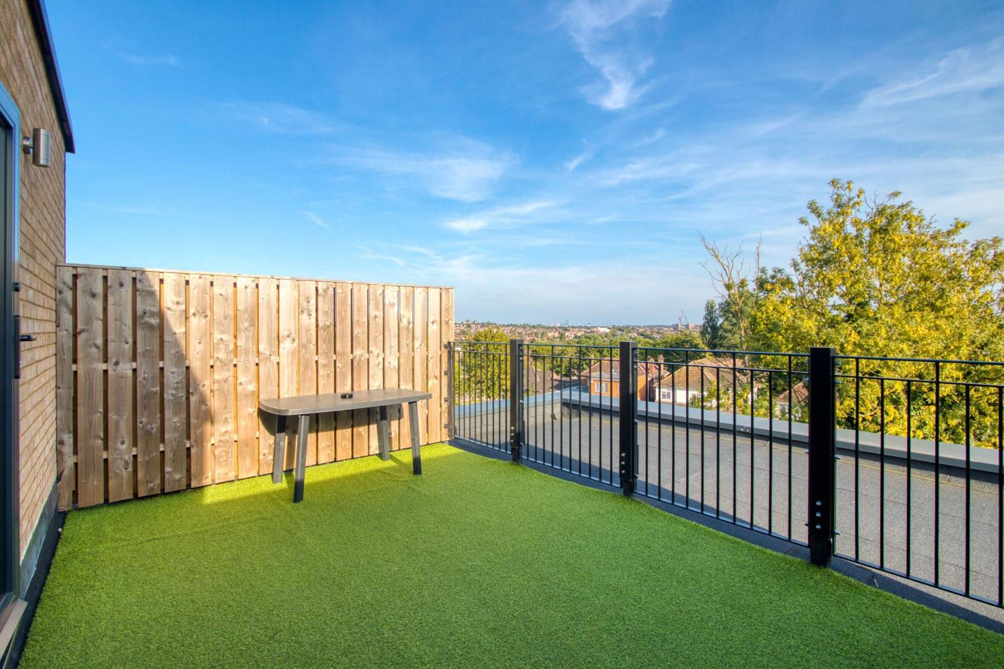 Modern Penthouse In Wembley Apartamento Londres Exterior foto